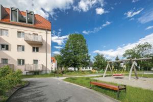 LPU, preva urbana, park bench, design: David Karasek, radek Hegmon,mmcite10, Austria, Salzburg